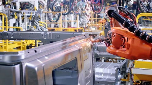 自動(dòng)化率高達(dá)80%，走進(jìn)徐工重卡智能制造工廠——探訪徐州教育的產(chǎn)教融合新范式